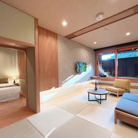 Owl Resort Arifuku Onsen