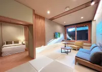 Owl Resort Arifuku Onsen - parking