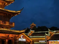 Shangkeyouyue Hotel (Tongren High-Speed Railway Station) - غرفة مطلة على الجبل