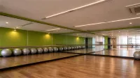 Panda-R&F Princess Cove Johor Bahru | Mandarin-Speaking Host | Near Singapore Customs | Near CIQ - Gym