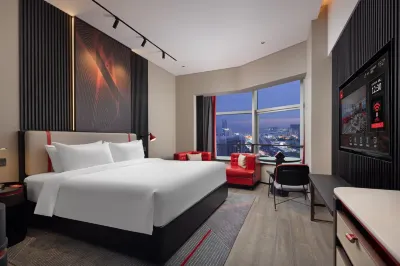 Radisson RED Hotel Zhuhai Gongbei Port Hotels in 