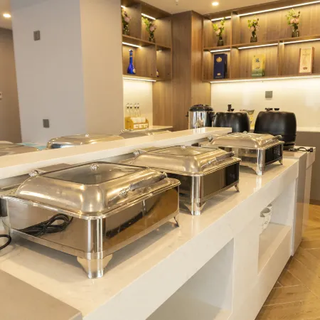Lanou Hotel