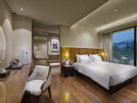 Golden Tulip Holland Resort Batu Hotels in Batu Sub-District