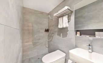 Super 8 Best Hotel (Beijing Gaomidian North Subway Station Peking University Hospital)