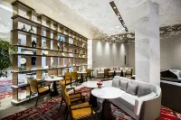 Yangtse River Hotel