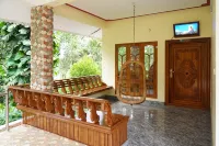 Thekkady Homes - 2성급
