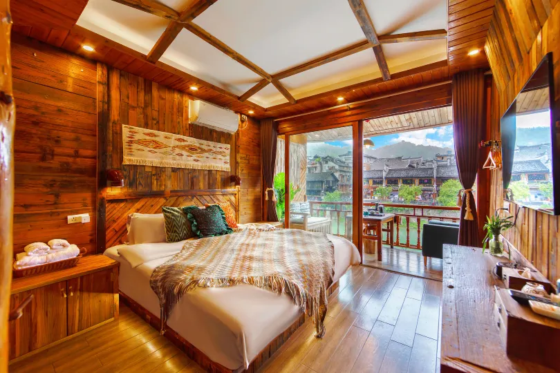 Mountain Rain River View Hote