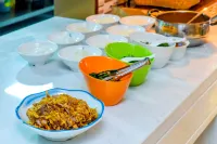 Lavande Hotel (Mile Huquan Water Town) - sarapan