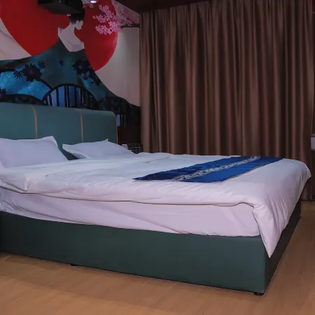 Moye Movie Hotel