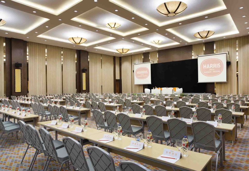 HARRIS Hotel SentralandOver view