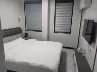 Dianliang Hotel Отели рядом с достопримечательностью «Фильм-Визуальный город Чжоу-Кунг»