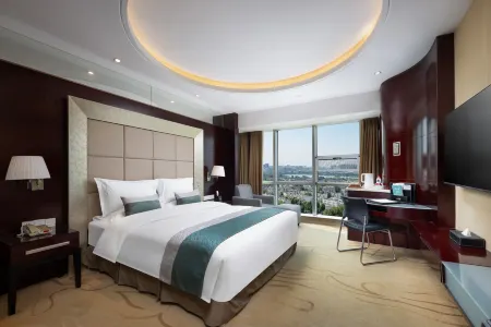 Zhonghao Grand Hotel Отели рядом с достопримечательностью «Tianqiao Gymnasium»