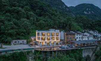 Yichang Pusu Shiguang Homestay