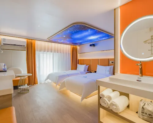 Dequan Luxury Hotel (Chaoyang Railway Station Shilipu Subway Station Branch) Zimmer Photos