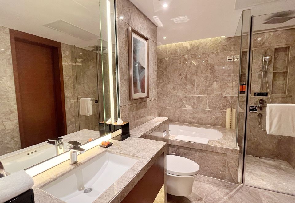 프레이저 스위트 선전