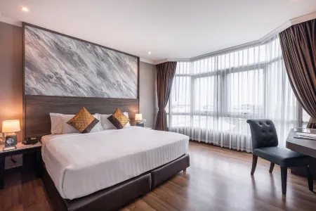 Siam Mandarina Hotel - Free BKK Airport Shuttle