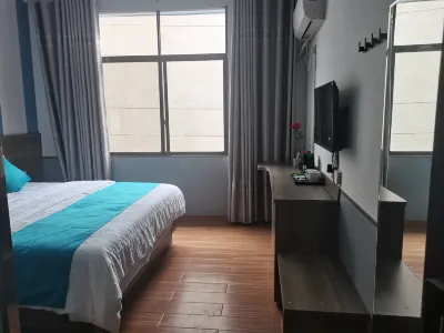 Shujie Homestay Hotels in Qiaonan Commercial Area