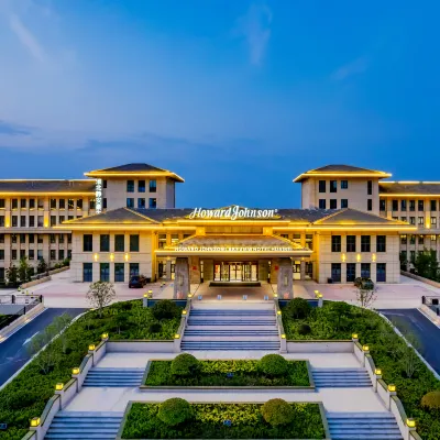 Howard Johnson Lakeview Hotel Huaibei Hotels near The Nanhu Wetland Park