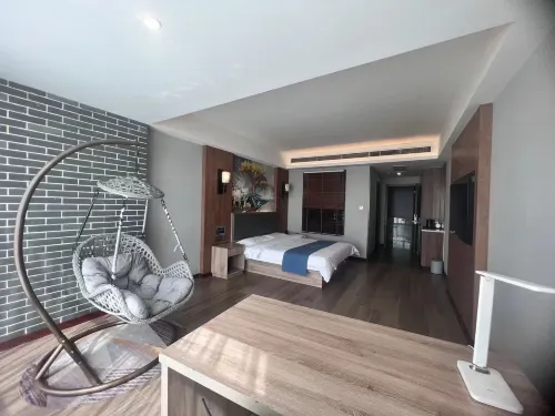 Yameihua Homestay - Inns