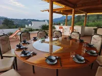 Xinchang Qiyunju Homestay (Xiayanbei Village)
