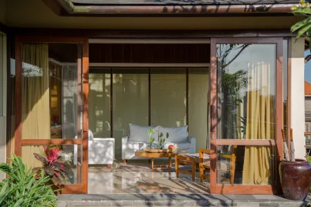 Komaneka at Rasa Sayang Ubud Отели рядом с достопримечательностью «Ubud Kajeng Rice Fields Walk»