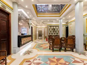 Floral Hotel · Dongmen Hotel (Chaozhou Guangji Bridge Paifang Street)