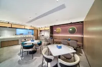 H World Ni Hao Hotel (Hengdian Film City Pedestrian Street)