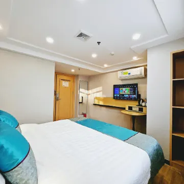 Yunhong Hotel (Guangzhou Railway Station Xicun Subway Station)