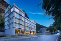 무산잉쉐·쓰탕리조트별원（쓰구냥산솽차오거우관광단지）