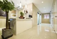 Top Hotel & Residence