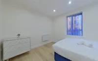Beauchamp House - 2-Bed 2-Bath Apartment in Coventry City Centre by CovStays - Condos