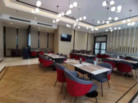Chenyi Yijing Hotel (Yulin Railway Station Wenhua Road Branch)