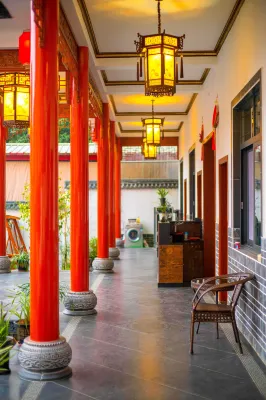 Zhu Yixuan Farmhouse Hotels near Tongji Flower Sea