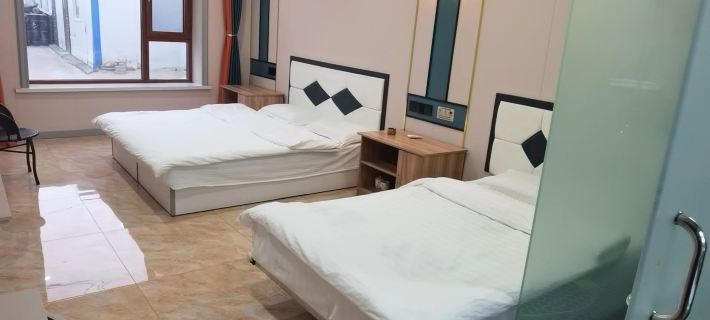 Golden Bamboo Hotel Hotels in Dorbod County