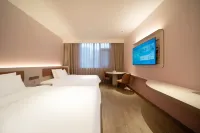 HanTing Hotel (Huludao Feitian Square)