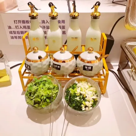 Lavande Hotel (Yibin University Town Convention and Exhibition Center)