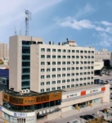 瑞喜酒店（鄭州未來路博覽中心地鐵站店） 曼哈頓廣場酒店