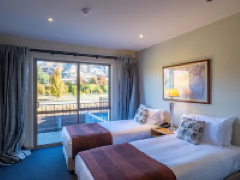 Oakridge Resort Lake Wanaka Hotels in Wanaka