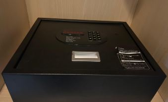 Wuhan Feiyue International Hotel (Guanggu Pedestrian Street Guanggu Square Subway Station Branch)