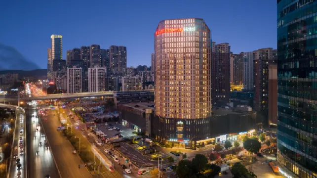 武漢光谷広場關山大道IntercityHotelホテル