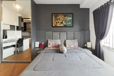 The Edge by Lia Hotels in Batujajar