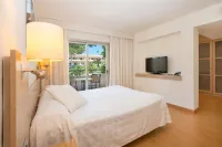 Iberostar Waves Pinos Park Hotel a Canyamel