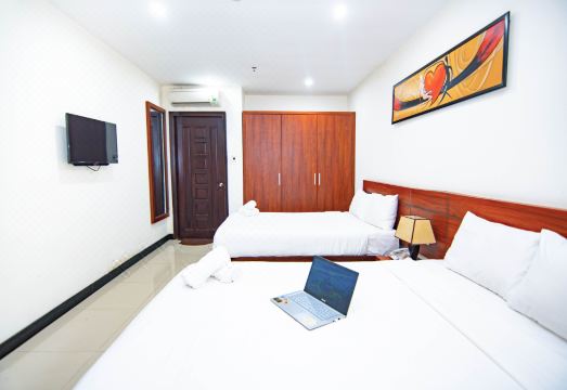 3. 퀵 쿠엉 센터 ..