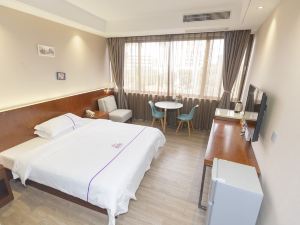 Zhuhai Aiyueyuan Hotel (Seaside Swimming Pool Lovers Road)