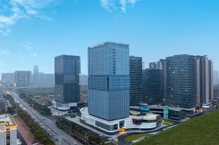 Atour Hotel Nanchang Honggutan Greenland Central Park Отели рядом с достопримечательностью «Jiangxi Mechanical and Electrical Vocational and Technical College»