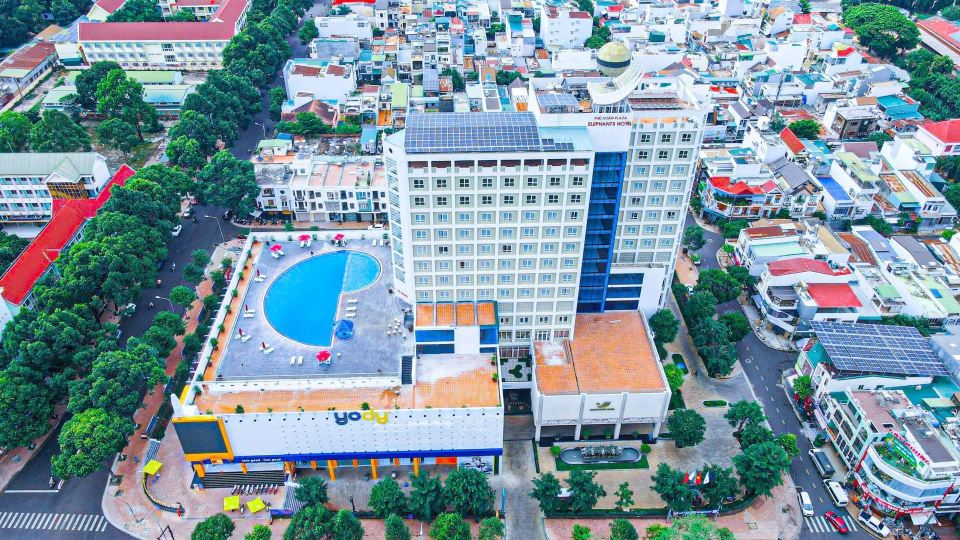 Elephants Hotel