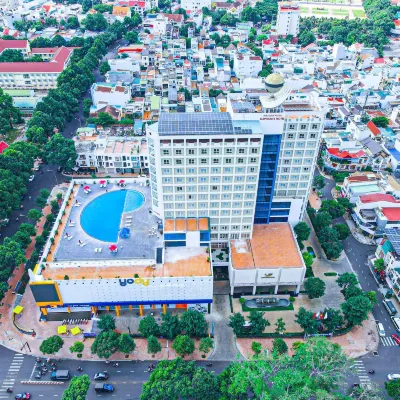 Elephants Hotel Hotels near The World Coffee Museum