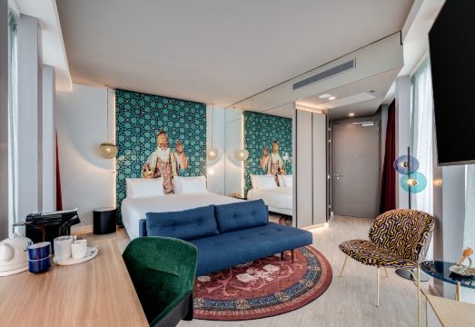 [엔하우 암스테르담 라이의 독특한 외관 디자인]