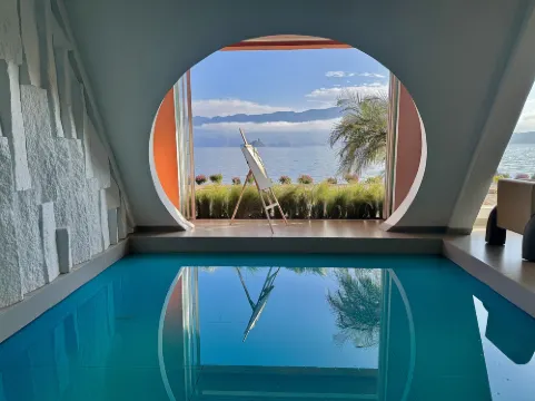 산세윈허 루구레이크 호텔