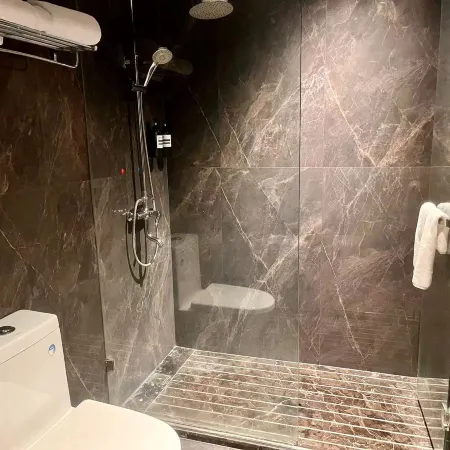 Lido Boutique Hotel (Yancheng Station Baolong Plaza Branch)